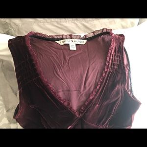 Petite sleeveless Velvet shirt